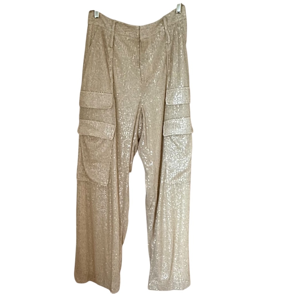 NWT The Noli Shop Sequin Cargo Pant - Pearl